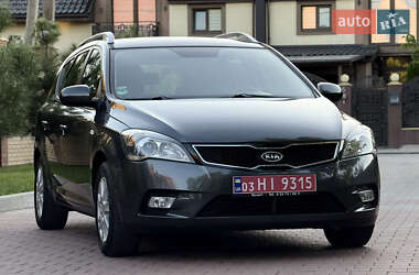 Универсал Kia Ceed 2012 в 