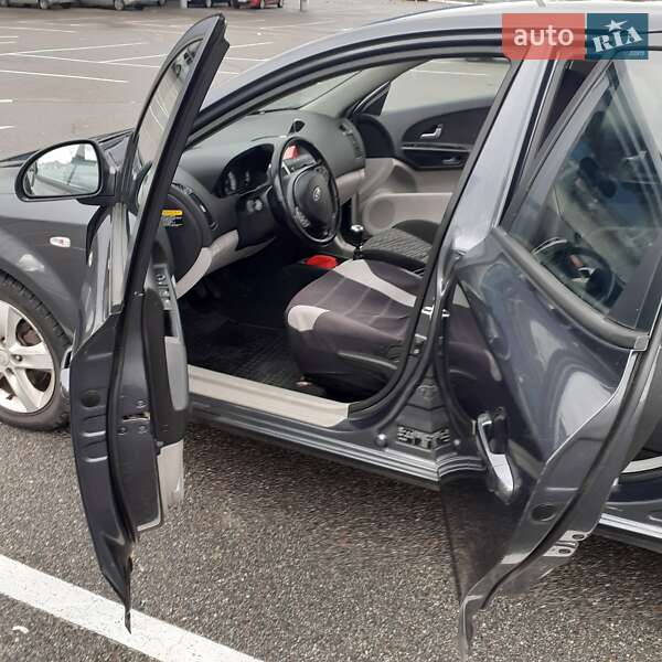 Хэтчбек Kia Ceed 2008 в Киеве фото 10 Хэтчбек Kia Ceed 2008 в Киеве