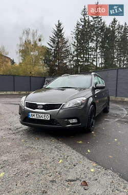 Універсал Kia Ceed 2011 в  фото 2 Універсал Kia Ceed 2011 в