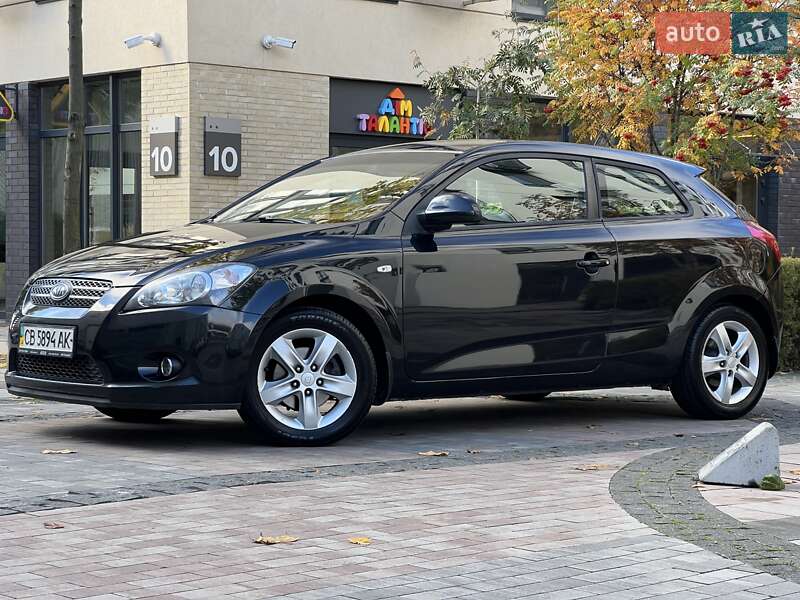 Хэтчбек Kia Ceed 2008 в Киеве фото 5 Хэтчбек Kia Ceed 2008 в Киеве