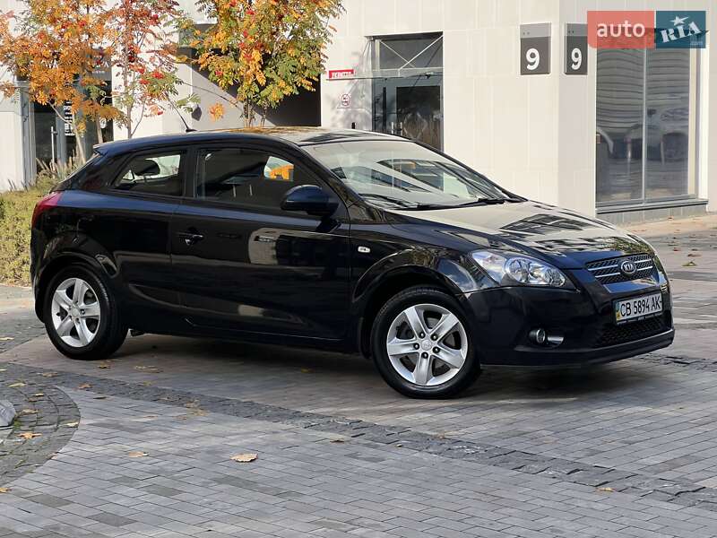 Хэтчбек Kia Ceed 2008 в Киеве фото 12 Хэтчбек Kia Ceed 2008 в Киеве