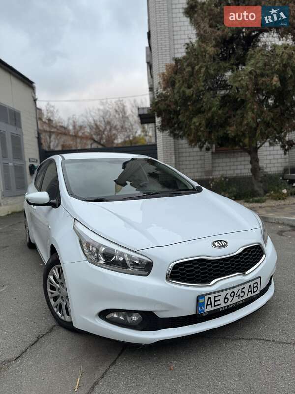 Хетчбек Kia Ceed 2013 в Києві