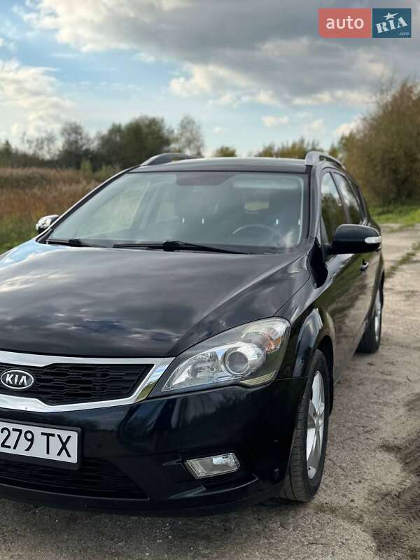 Универсал Kia Ceed 2011 в Новом Роздоле фото 13 Универсал Kia Ceed 2011 в Новом Роздоле