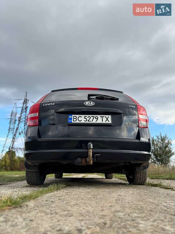 Универсал Kia Ceed 2011 в Новом Роздоле фото 17 Универсал Kia Ceed 2011 в Новом Роздоле