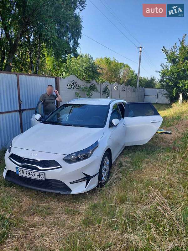 Универсал Kia Ceed 2022 в Киеве фото Универсал Kia Ceed 2022 в Киеве