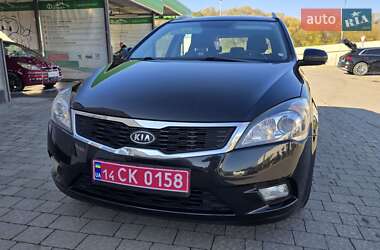 Універсал Kia Ceed 2012 в  фото 11 Універсал Kia Ceed 2012 в