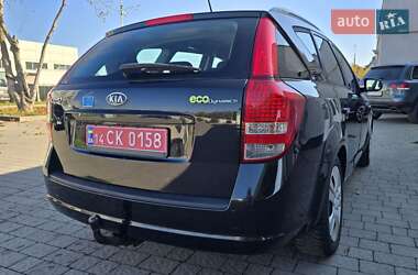 Універсал Kia Ceed 2012 в  фото 16 Універсал Kia Ceed 2012 в
