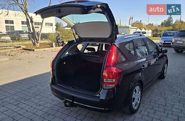 Універсал Kia Ceed 2012 в  фото 31 Універсал Kia Ceed 2012 в