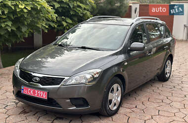 Универсал Kia Ceed 2010 в Одессе