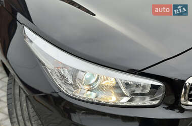 Хэтчбек Kia Ceed 2017 в 