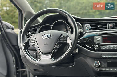 Хэтчбек Kia Ceed 2017 в 