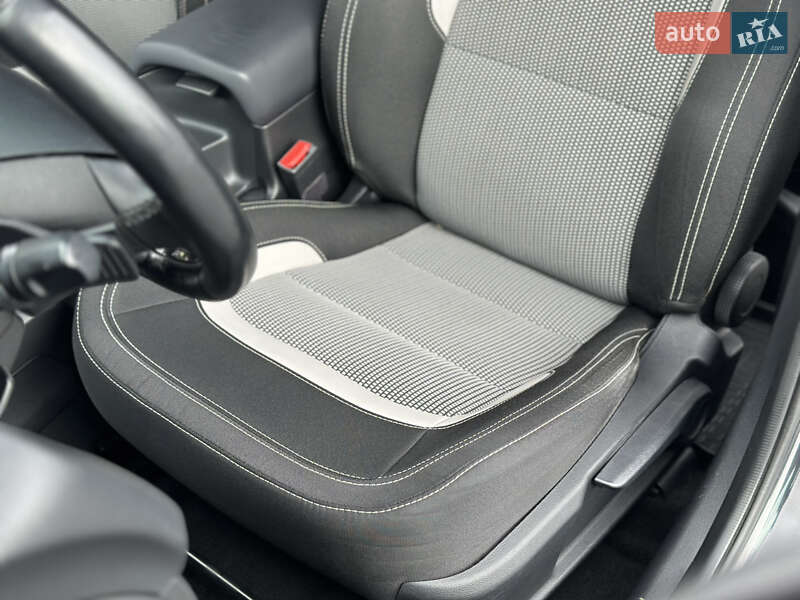 Хэтчбек Kia Ceed 2017 в Виннице