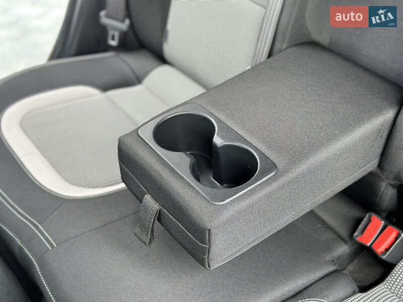 Хэтчбек Kia Ceed 2017 в Виннице