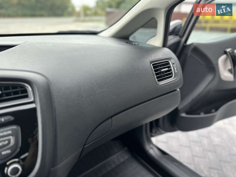 Хэтчбек Kia Ceed 2017 в Виннице