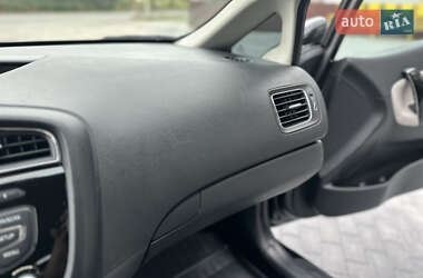 Хэтчбек Kia Ceed 2017 в 