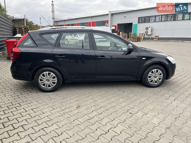Універсал Kia Ceed 2008 в Нововолинську фото 7 Універсал Kia Ceed 2008 в Нововолинську