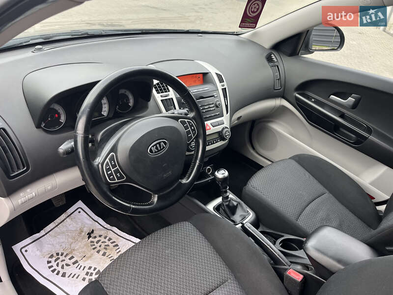 Універсал Kia Ceed 2008 в Нововолинську фото 12 Універсал Kia Ceed 2008 в Нововолинську