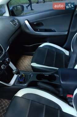 Хетчбек Kia Ceed 2012 в Винниках