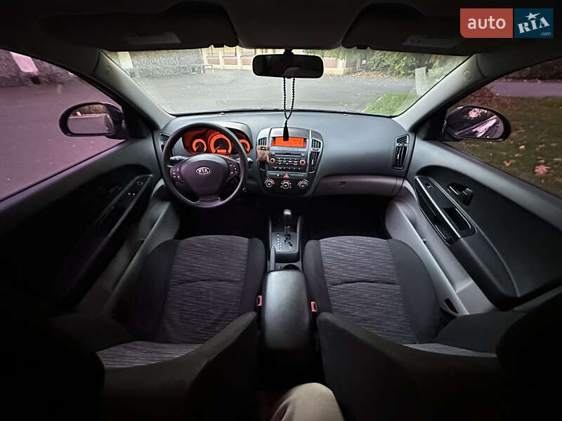Хетчбек Kia Ceed 2008 в Одесі фото 27 Хетчбек Kia Ceed 2008 в Одесі
