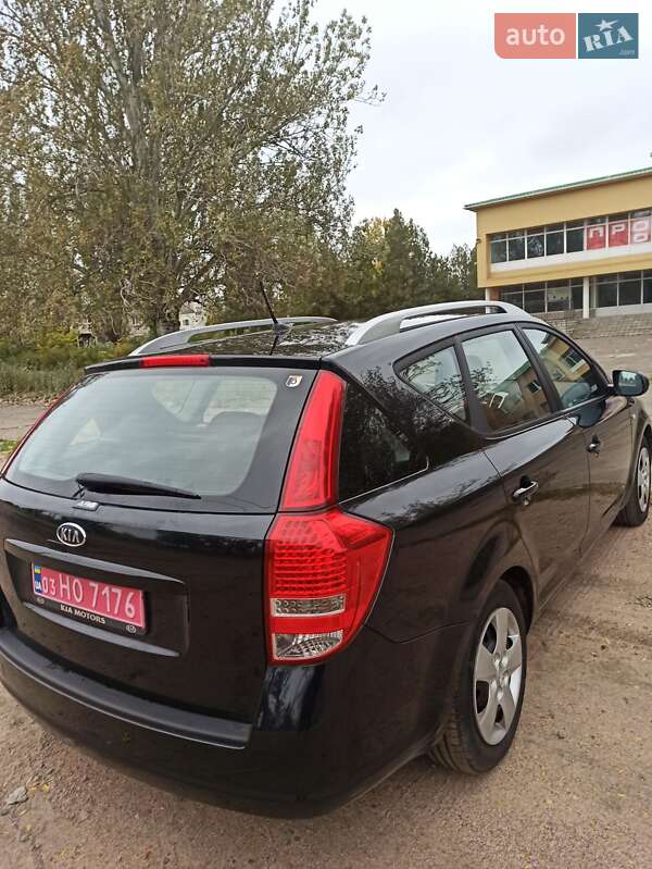 Універсал Kia Ceed 2010 в Вознесенську фото 9 Універсал Kia Ceed 2010 в Вознесенську
