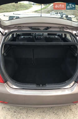 Хетчбек Kia Ceed 2008 в 