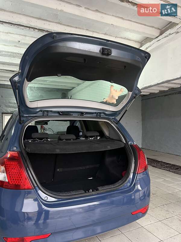 Хетчбек Kia Ceed 2010 в Ніжині фото 14 Хетчбек Kia Ceed 2010 в Ніжині