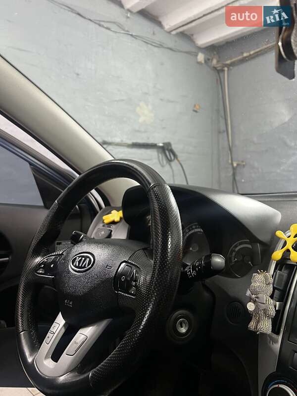 Хетчбек Kia Ceed 2010 в Ніжині фото 20 Хетчбек Kia Ceed 2010 в Ніжині