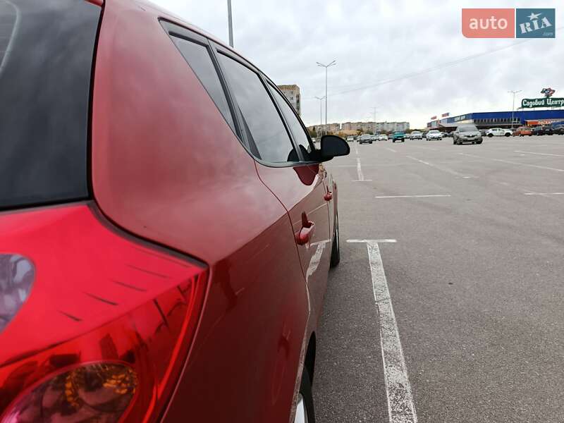 Хэтчбек Kia Ceed 2008 в Кропивницком фото 4 Хэтчбек Kia Ceed 2008 в Кропивницком