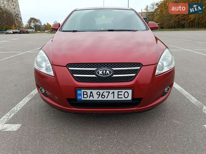 Хэтчбек Kia Ceed 2008 в Кропивницком фото 9 Хэтчбек Kia Ceed 2008 в Кропивницком