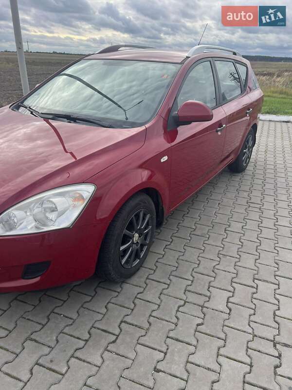 Універсал Kia Ceed 2008 в Ковелі фото 3 Універсал Kia Ceed 2008 в Ковелі