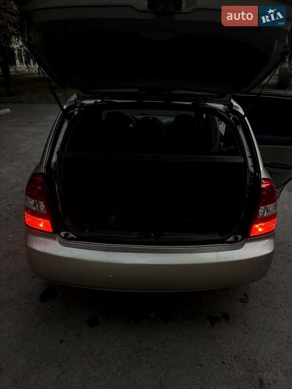 Хэтчбек Kia Ceed 2006 в Каменском фото 6 Хэтчбек Kia Ceed 2006 в Каменском