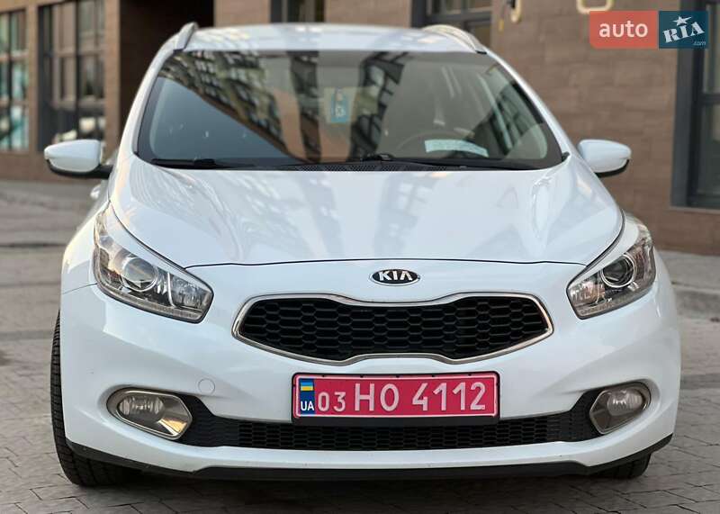 Универсал Kia Ceed 2015 в Сокале