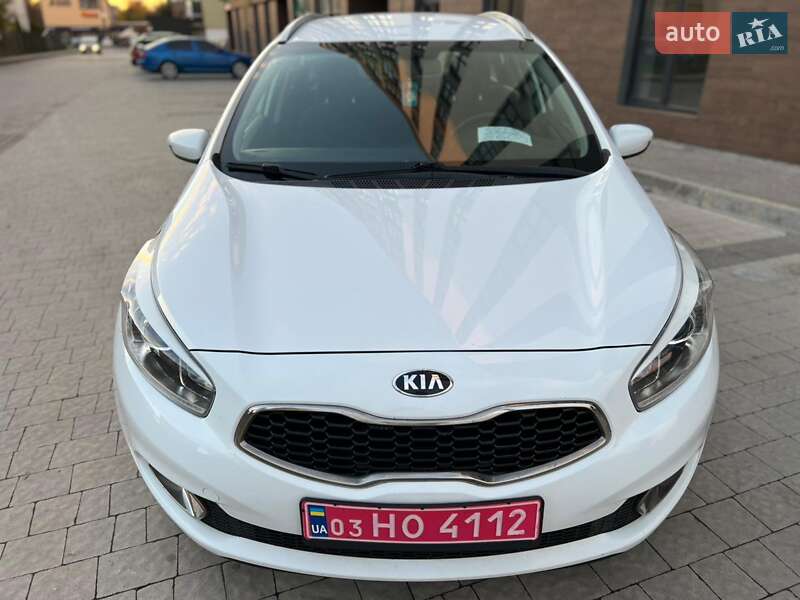Универсал Kia Ceed 2015 в Сокале