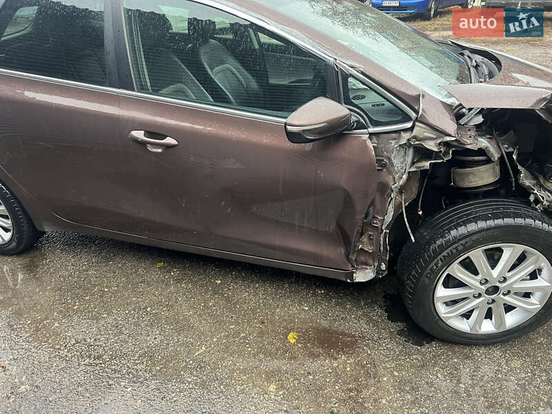 Універсал Kia Ceed 2013 в Харкові