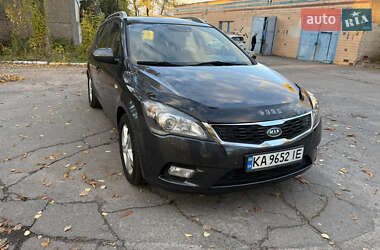 Универсал Kia Ceed 2012 в Кривом Роге Универсал Kia Ceed 2012 в Кривом Роге