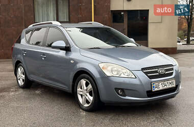 Универсал Kia Ceed 2008 в Днепре