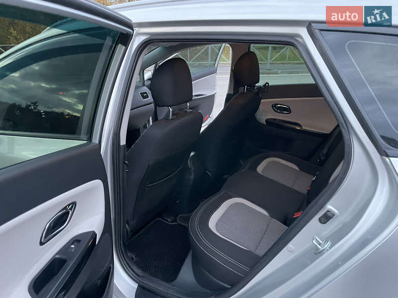 Універсал Kia Ceed 2013 в Хмельницькому фото 13 Універсал Kia Ceed 2013 в Хмельницькому