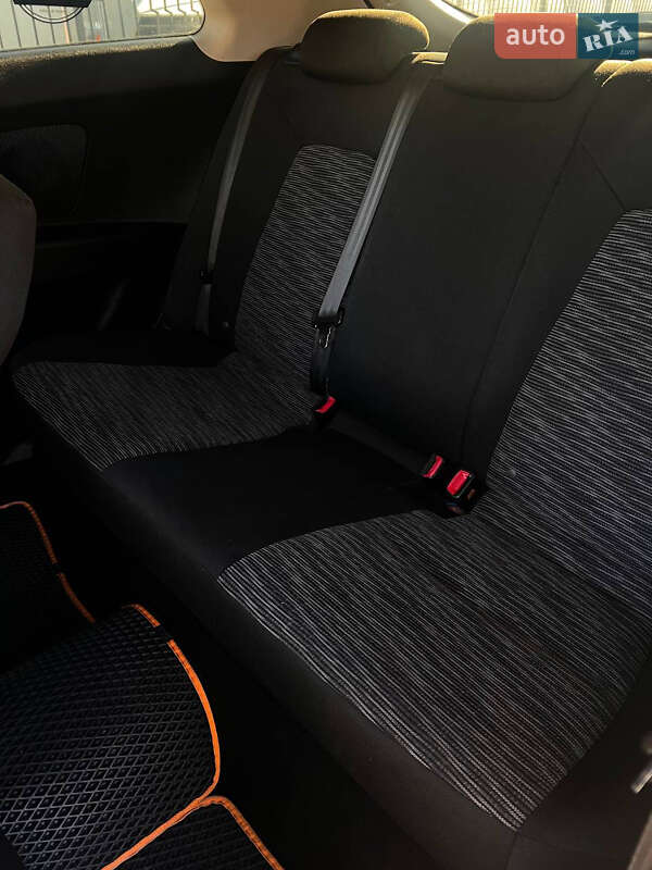 Хэтчбек Kia Ceed 2008 в Киеве фото 3 Хэтчбек Kia Ceed 2008 в Киеве