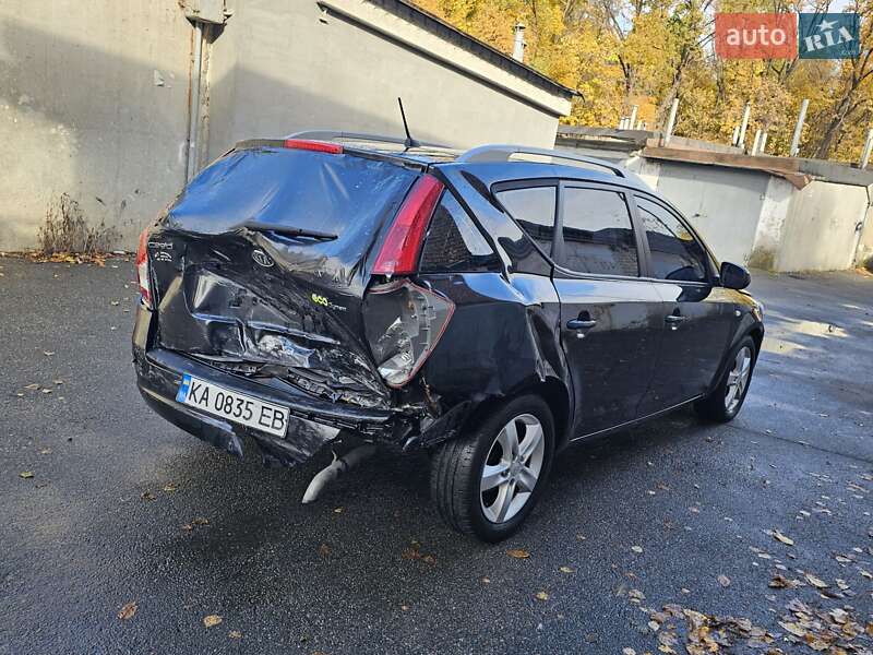 Универсал Kia Ceed 2010 в Киеве