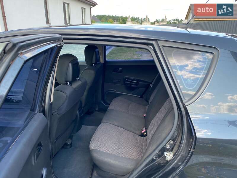 Хетчбек Kia Ceed 2008 в Сарнах фото 4 Хетчбек Kia Ceed 2008 в Сарнах