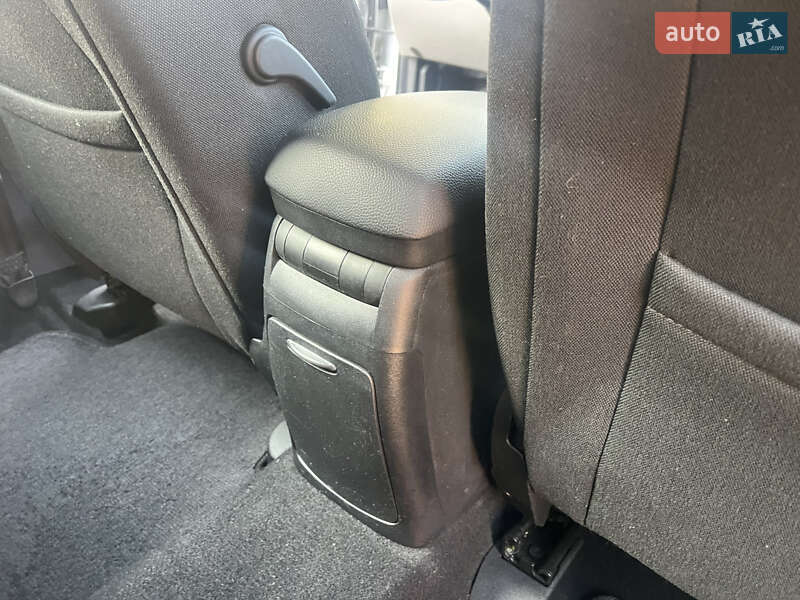 Універсал Kia Ceed 2009 в Охтирці