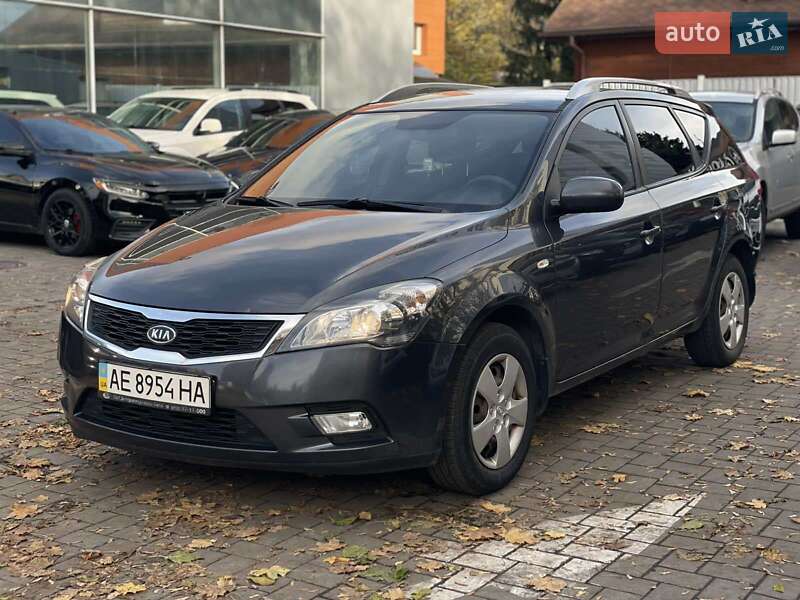 Універсал Kia Ceed 2012 в Дніпрі фото 8 Універсал Kia Ceed 2012 в Дніпрі