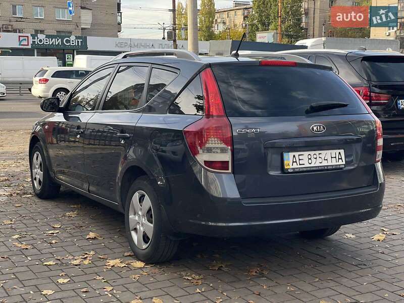 Універсал Kia Ceed 2012 в Дніпрі фото 10 Універсал Kia Ceed 2012 в Дніпрі
