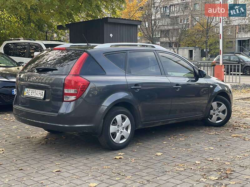 Універсал Kia Ceed 2012 в Дніпрі фото 4 Універсал Kia Ceed 2012 в Дніпрі