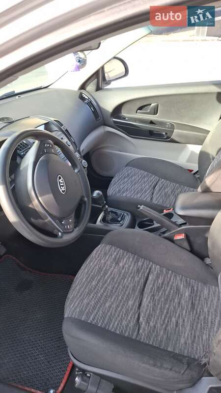 Хетчбек Kia Ceed 2008 в Запоріжжі