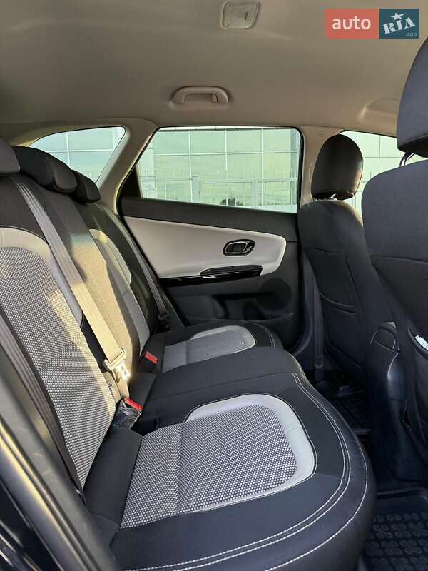 Универсал Kia Ceed 2013 в Запорожье