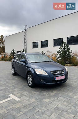 Универсал Kia Ceed 2008 в Луцке