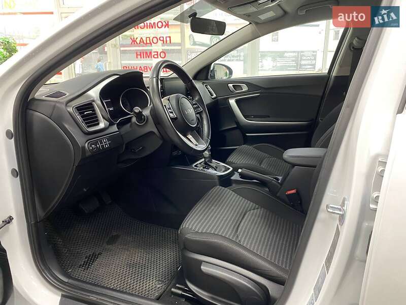 Универсал Kia Ceed 2022 в Киеве фото 17 Универсал Kia Ceed 2022 в Киеве