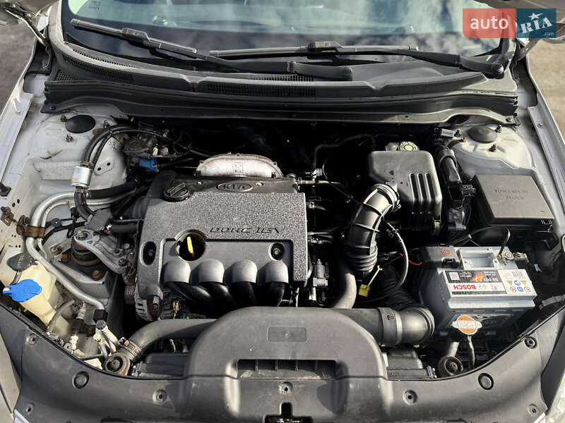 Хэтчбек Kia Ceed 2008 в Павлограде фото 14 Хэтчбек Kia Ceed 2008 в Павлограде