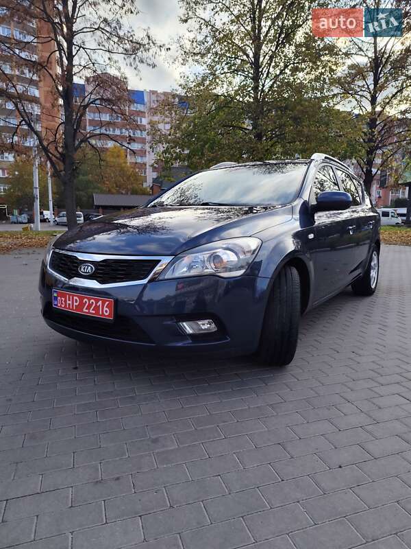 Универсал Kia Ceed 2010 в Белой Церкви фото 2 Универсал Kia Ceed 2010 в Белой Церкви
